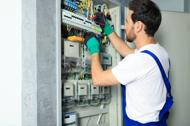 Best Electrical Contractors for Businesses  in North Amityville, NY